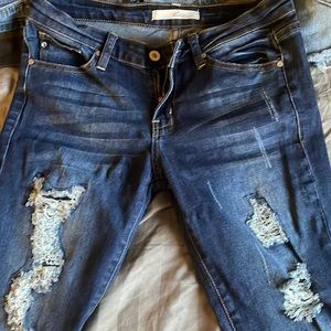 Size 26 kanchan distressed dark blue jeans